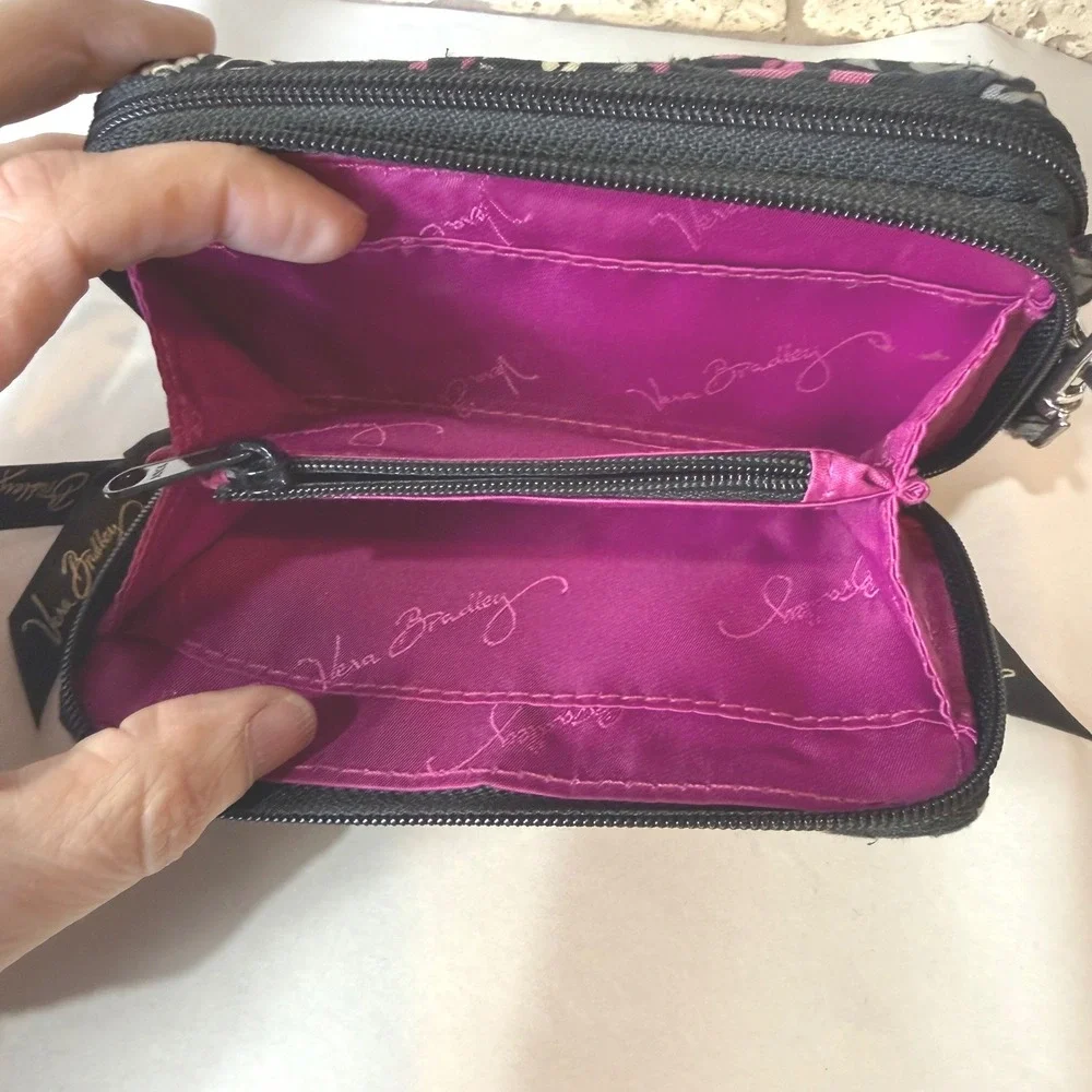 Vera Bradley Wristlet Wallet Black Floral Print‎ Organizer Clutch